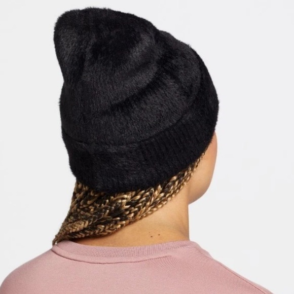 Alpine Design Women's Fuzzy Rib Beanie Black Size One Size - Picture 2 of 7